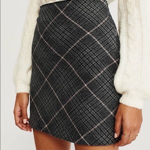 NWT Abercrombie & Fitch Wool Blend Plaid Skirt